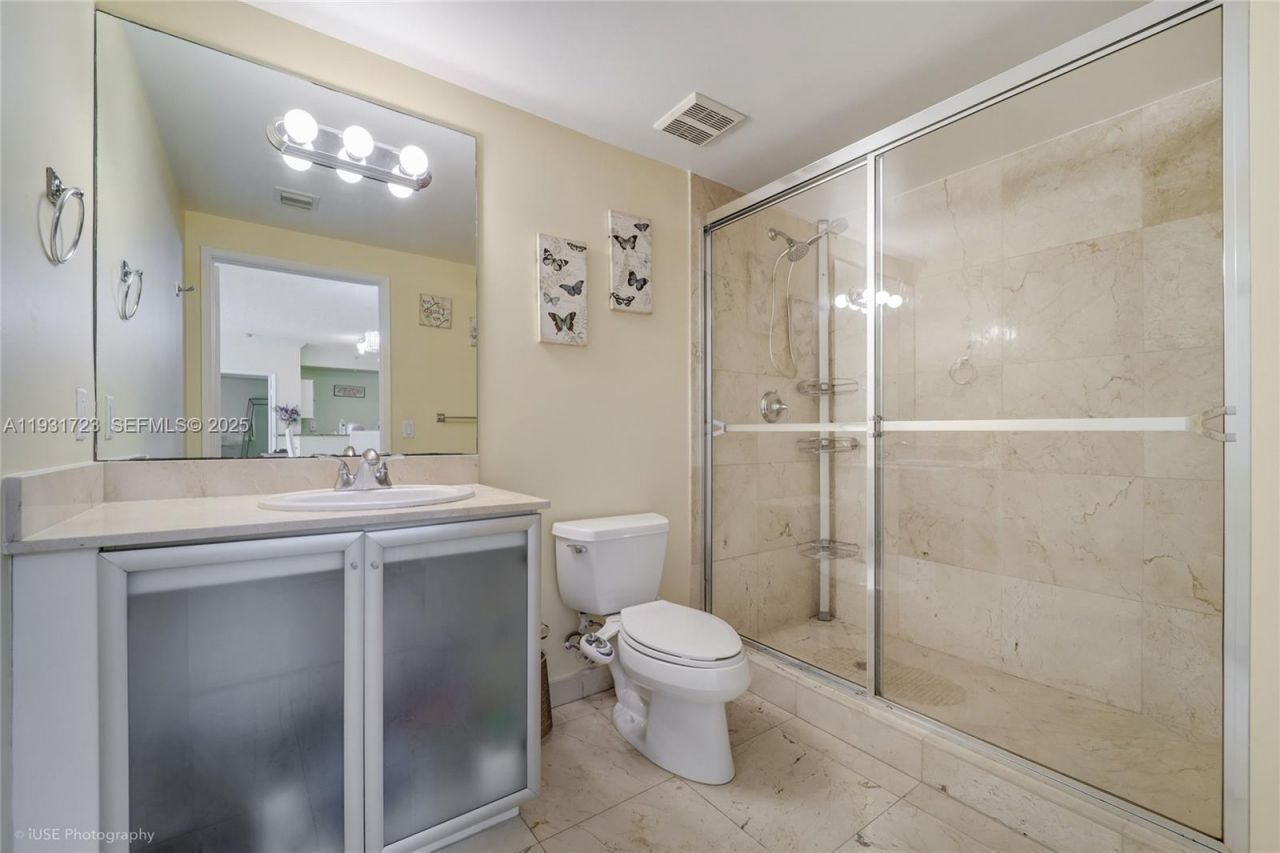 17555 Atlantic Blvd, Unit 1205, Sunny Isles Beach, FL 33160 Photo