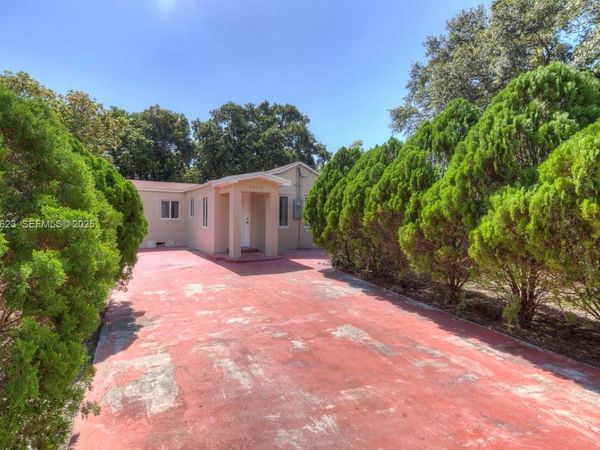 14935 NE 11th Ct , Unit 1, Miami, FL 33161