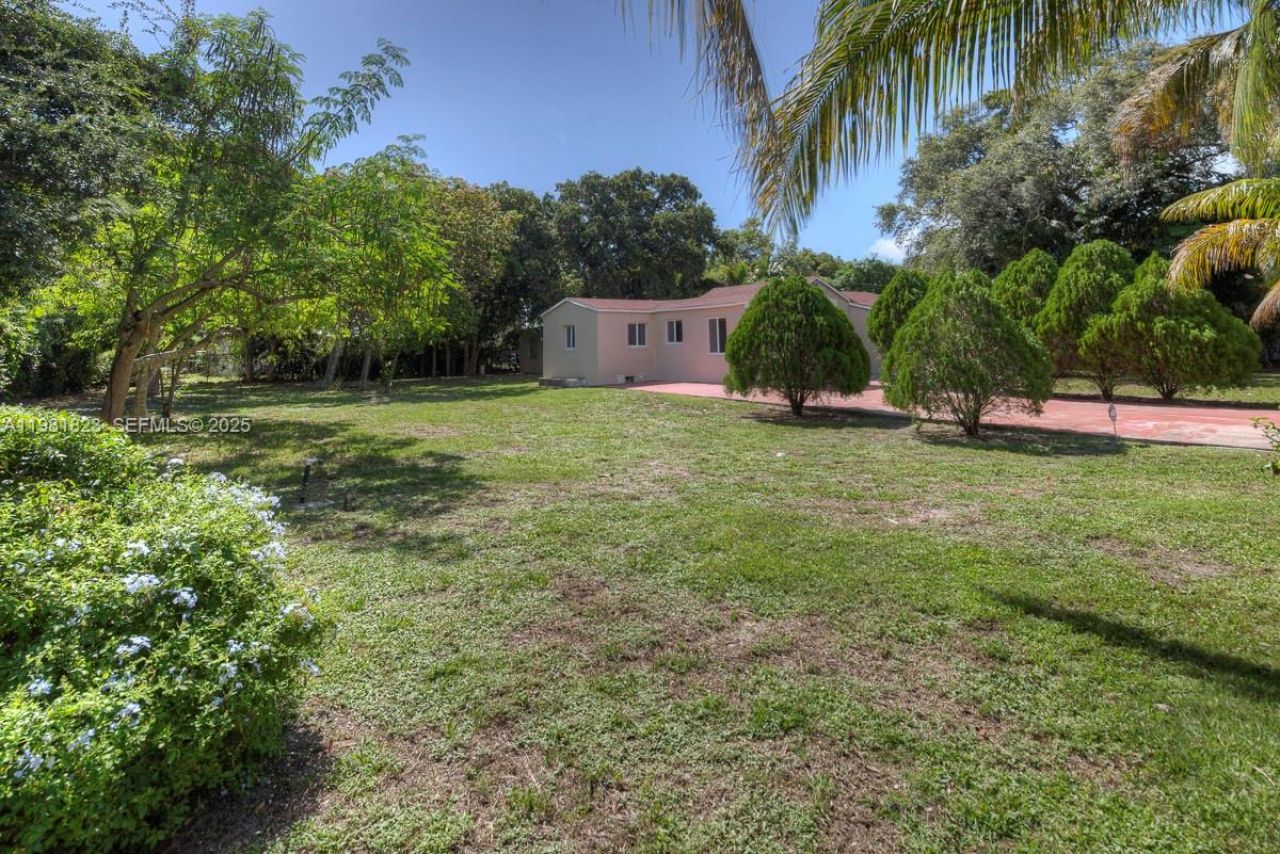 14935 NE 11th Ct, Unit 1, Miami, FL 33161 Photo