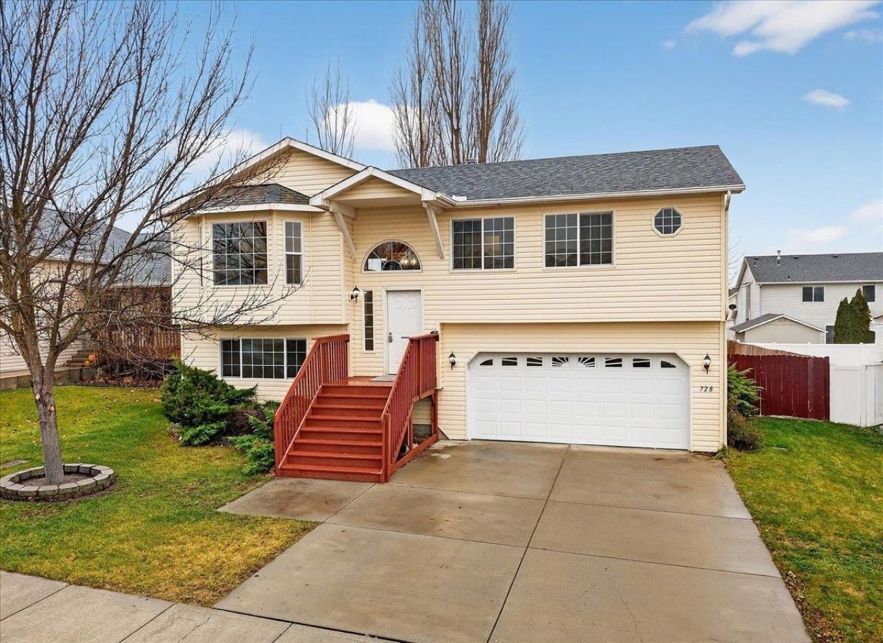 728 E Joshua Dr, Medical Lake, WA 99022 Main Photo