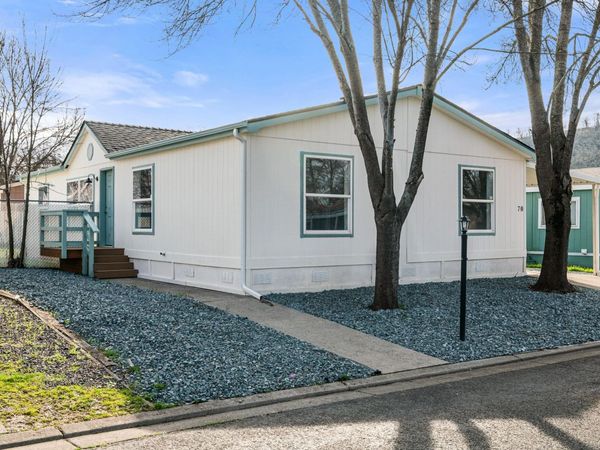 633 E Archwood Drive, UNIT 70, Eagle Point, OR 97524