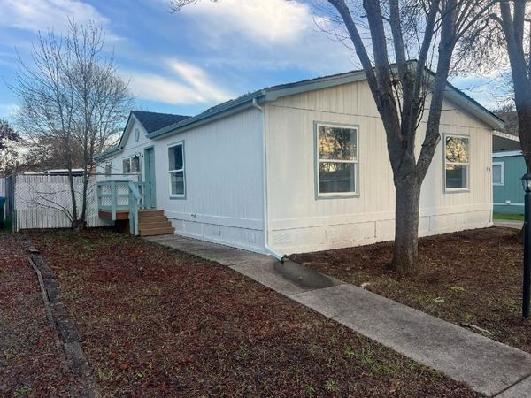 633 E Archwood Drive, UNIT 70, Eagle Point, OR 97524