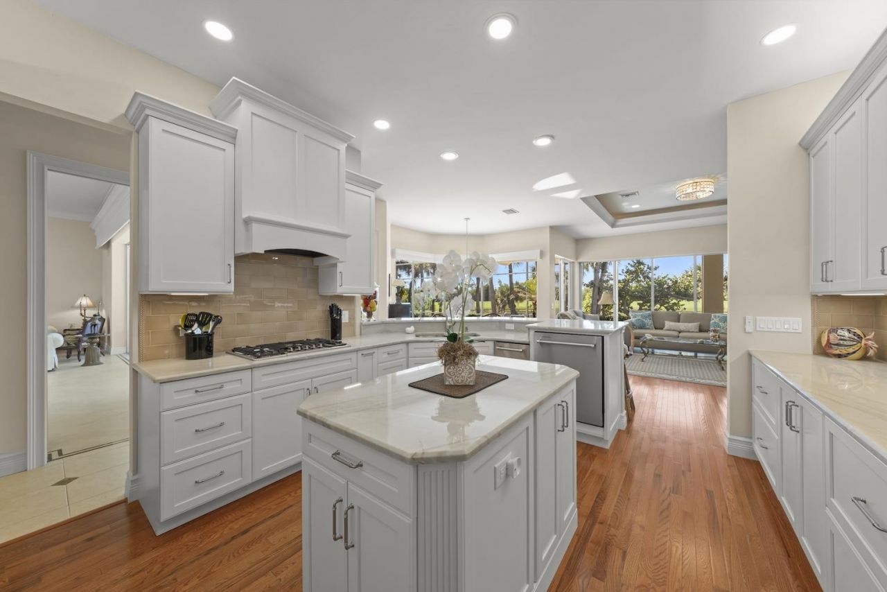 2417 Wulfert Rd, Sanibel, FL 33957 Photo