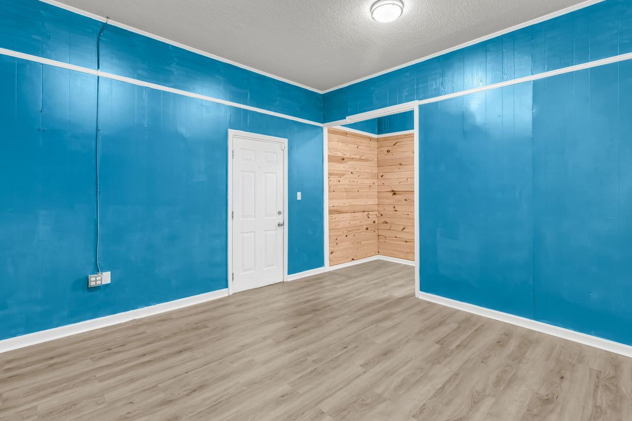 1510 Jahnz Avenue Photo 13