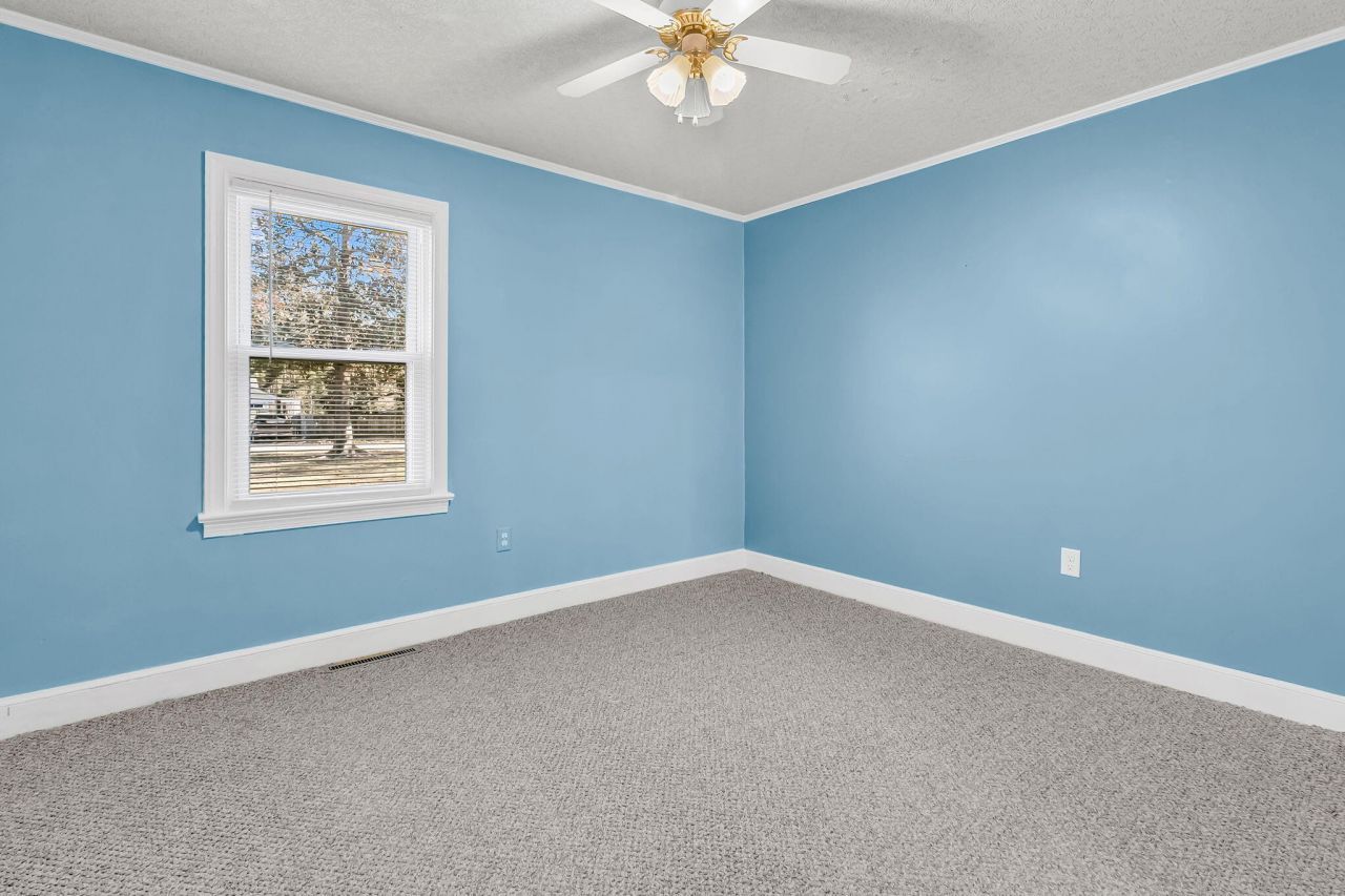 1510 Jahnz Avenue Photo 14