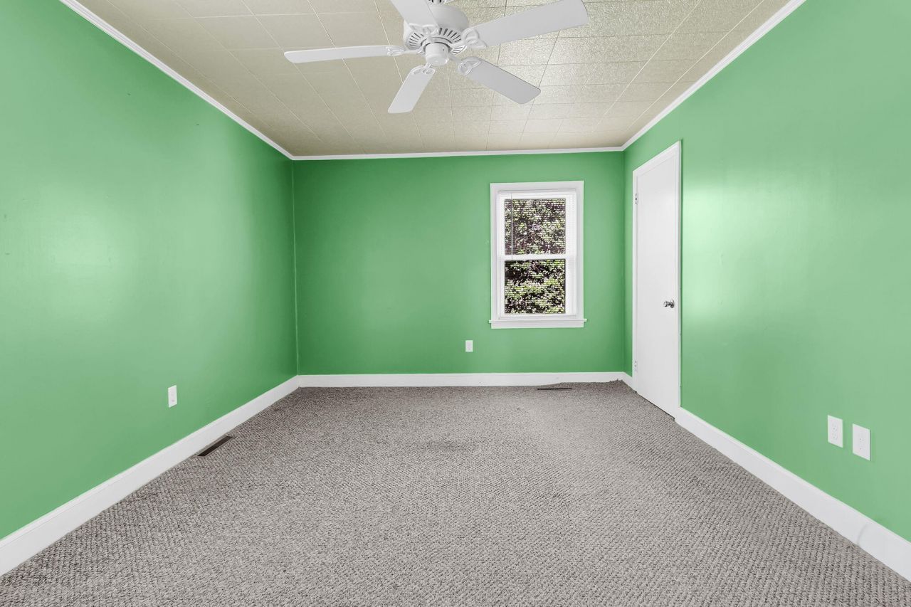 1510 Jahnz Avenue Photo 17