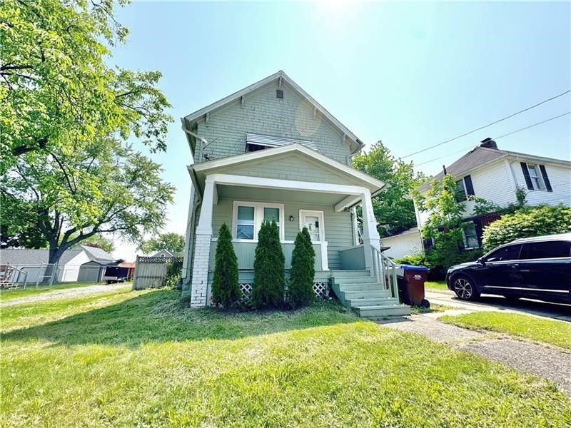 805 Stambaugh Ave, Sharon, PA 16146 Main Photo