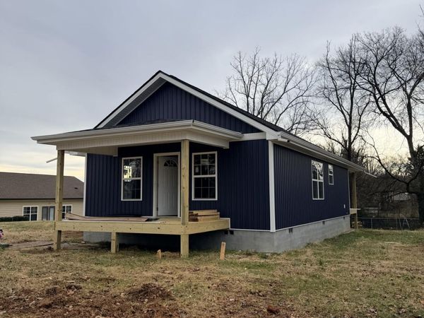 742 Seymour St, Morristown, TN 37813