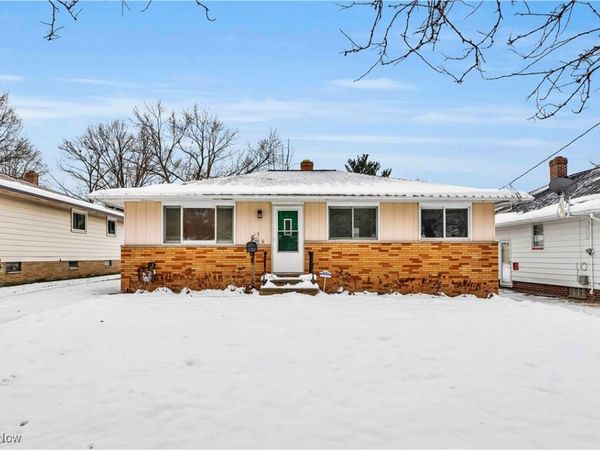 14808 James Avenue, Maple Heights, OH 44137