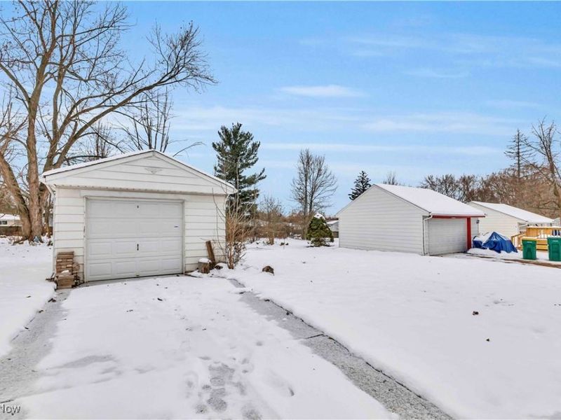 14808 James Avenue, Maple Heights, OH 44137 Photo 3