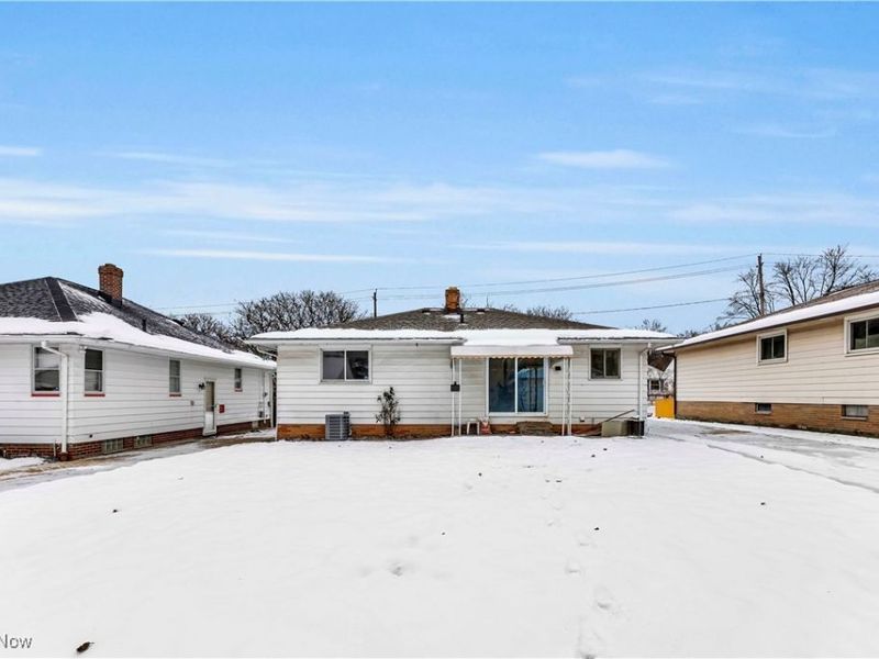 14808 James Avenue, Maple Heights, OH 44137 Photo 5