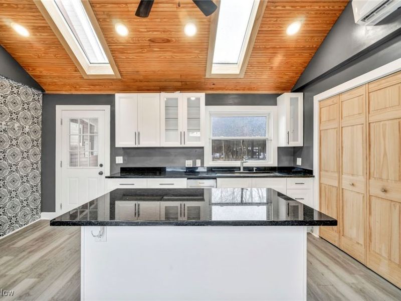 6847 State Route 303, Windham, OH 44288 Photo 20