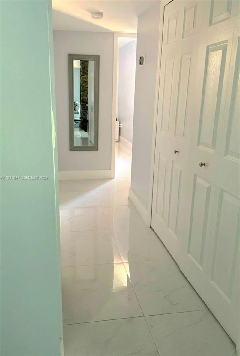 9410 W Flagler St , Unit 409, Miami, FL 33174 Photo