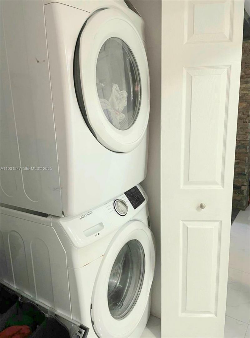 9410 W Flagler St , Unit 409, Miami, FL 33174 Photo