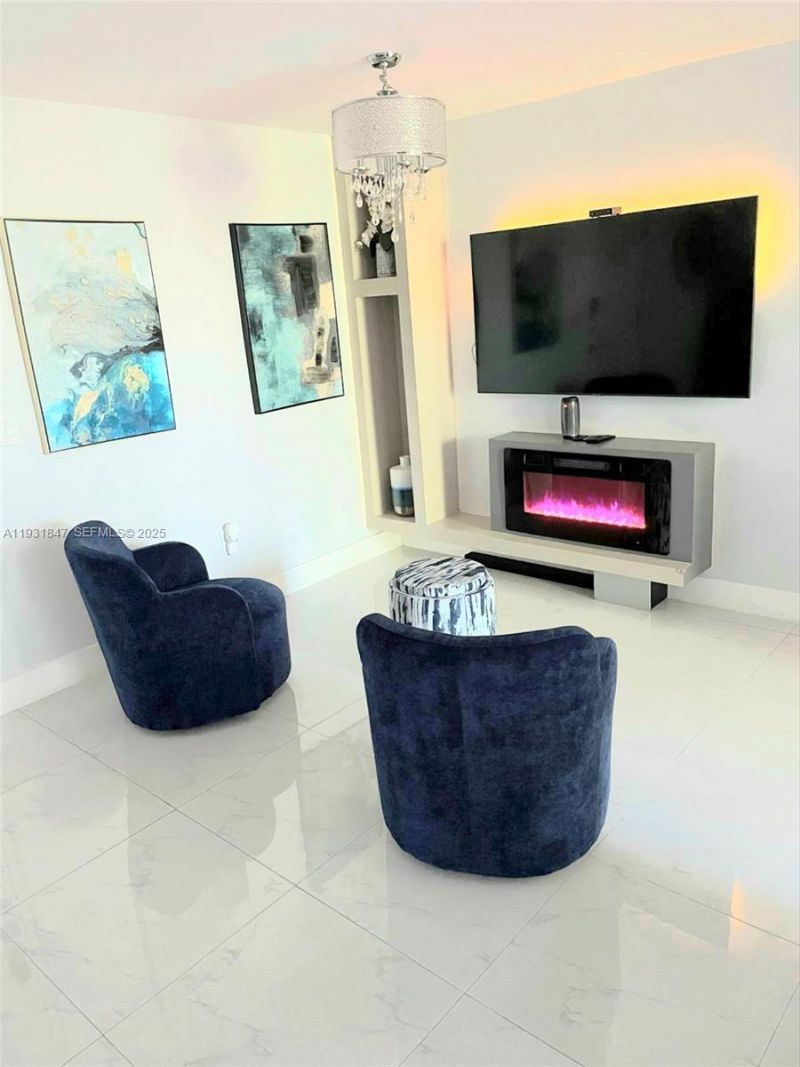 9410 W Flagler St , Unit 409, Miami, FL 33174 Photo