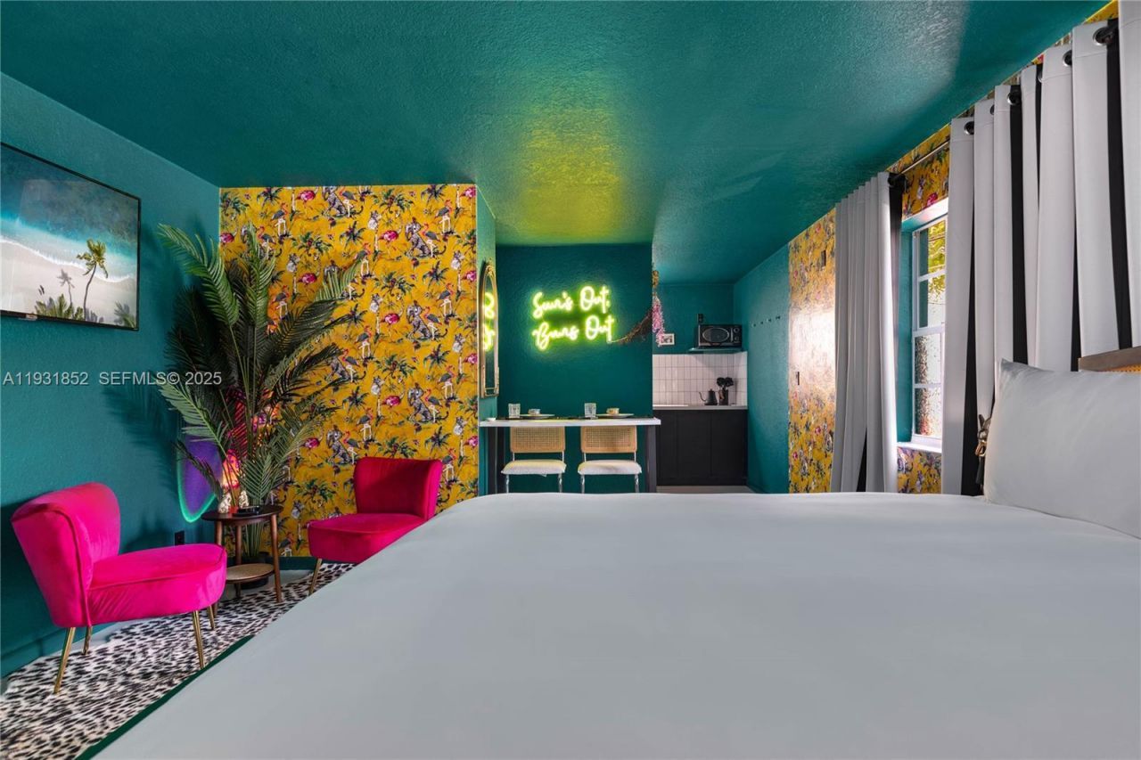 1007 SE 2nd Ct , Unit 4, Fort Lauderdale, FL 33301 Photo