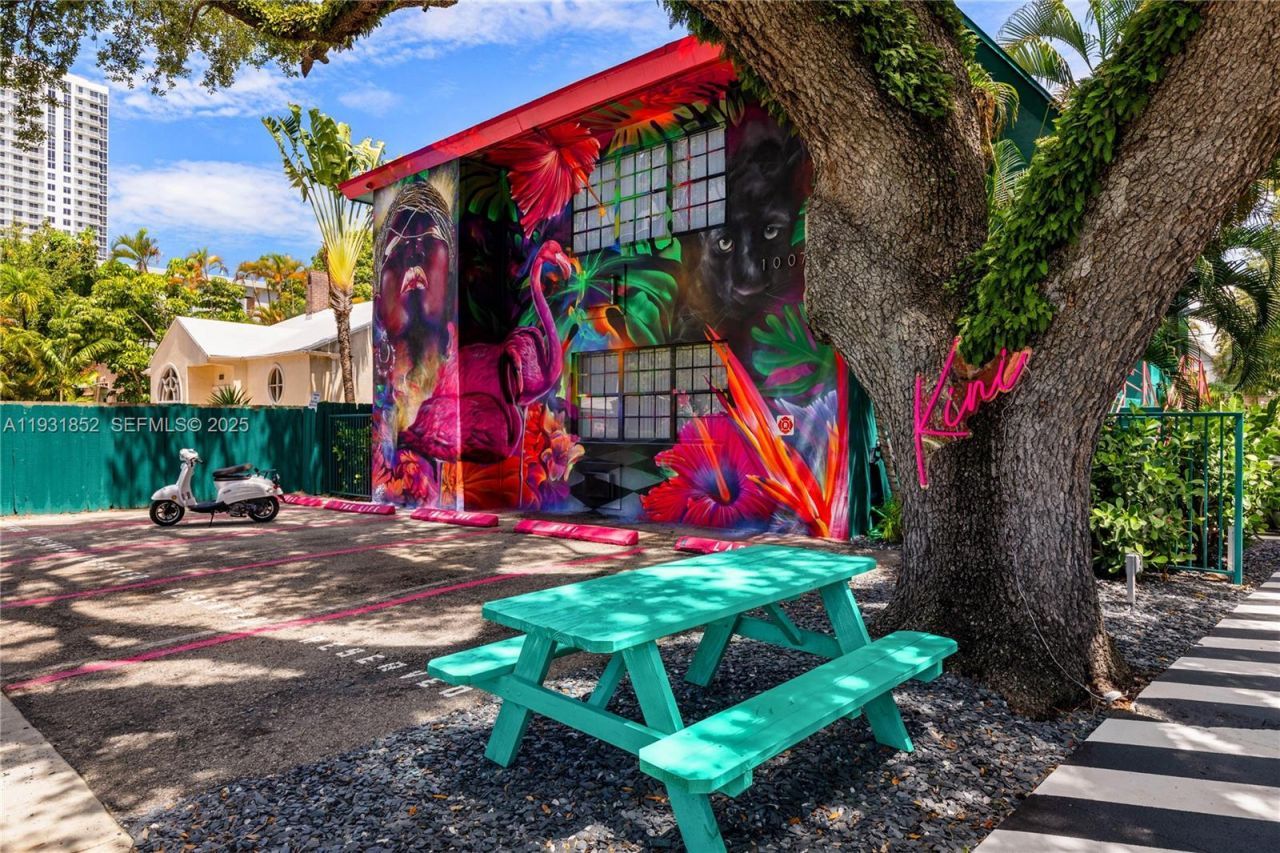 1007 SE 2nd Ct , Unit 4, Fort Lauderdale, FL 33301 Photo