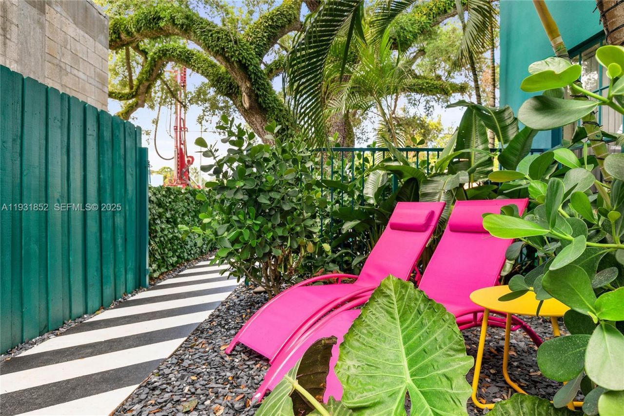 1007 SE 2nd Ct , Unit 4, Fort Lauderdale, FL 33301 Photo