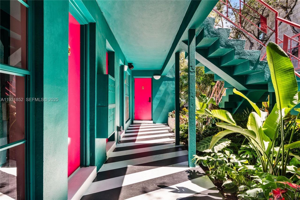 1007 SE 2nd Ct , Unit 4, Fort Lauderdale, FL 33301 Photo