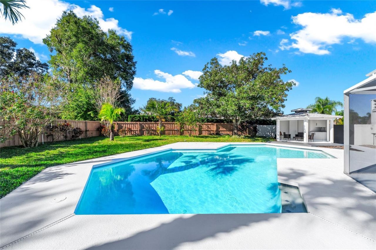 8922 Bay Cove Court, Orlando, FL 32819 Photo