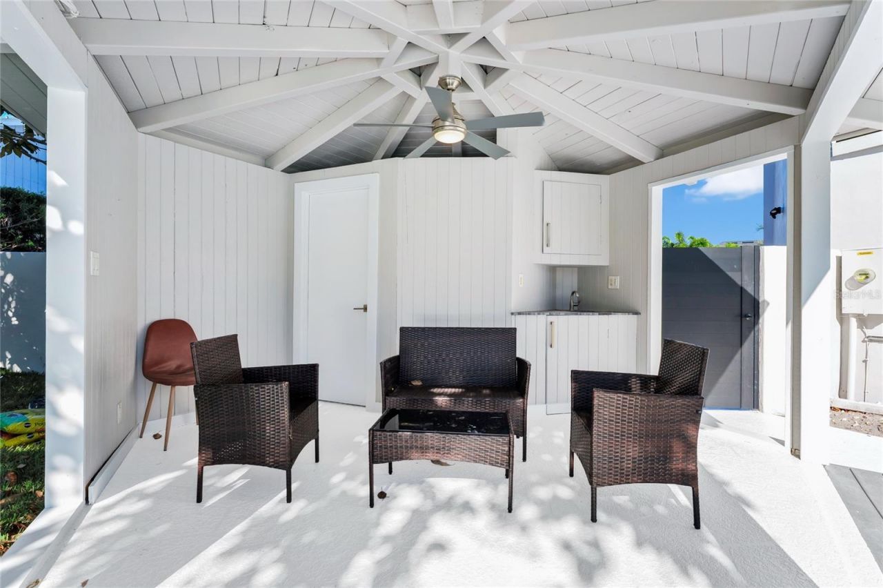 8922 Bay Cove Court, Orlando, FL 32819 Photo