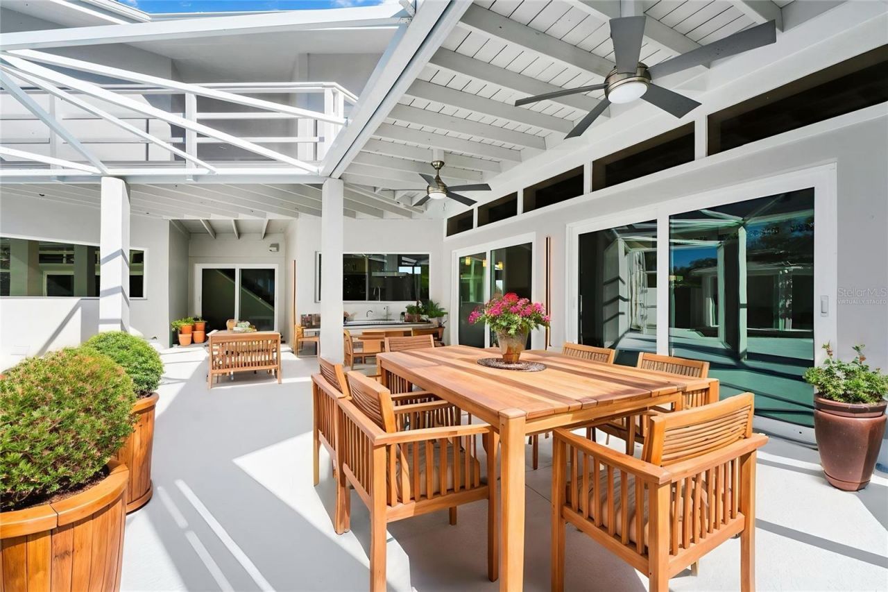 8922 Bay Cove Court, Orlando, FL 32819 Photo