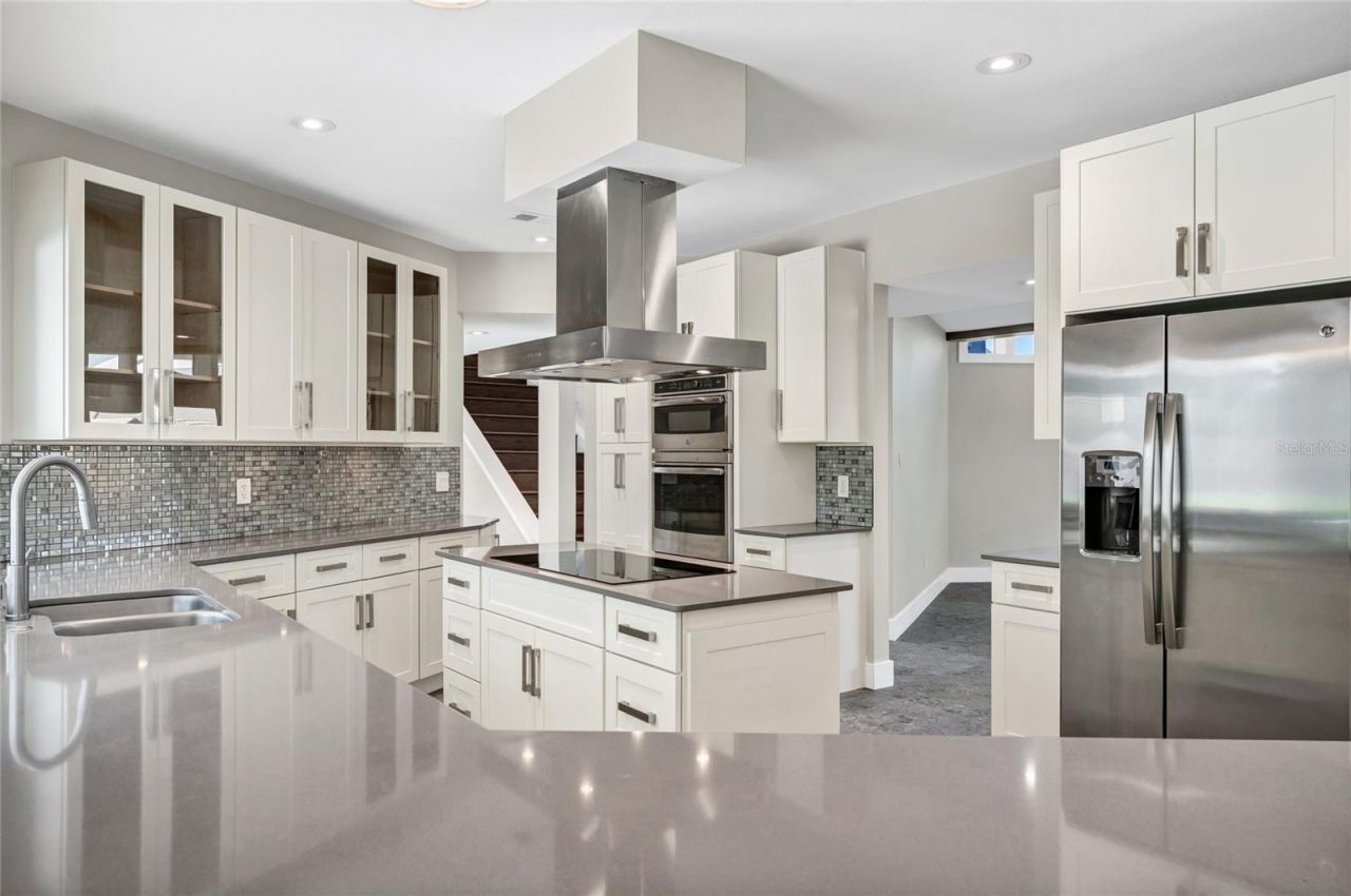 8922 Bay Cove Court, Orlando, FL 32819 Photo