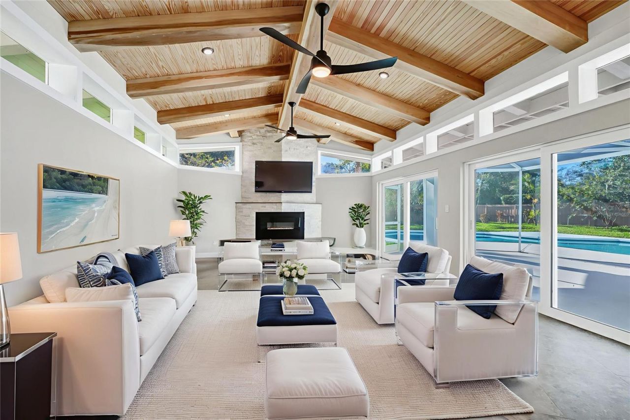 8922 Bay Cove Court, Orlando, FL 32819 Photo