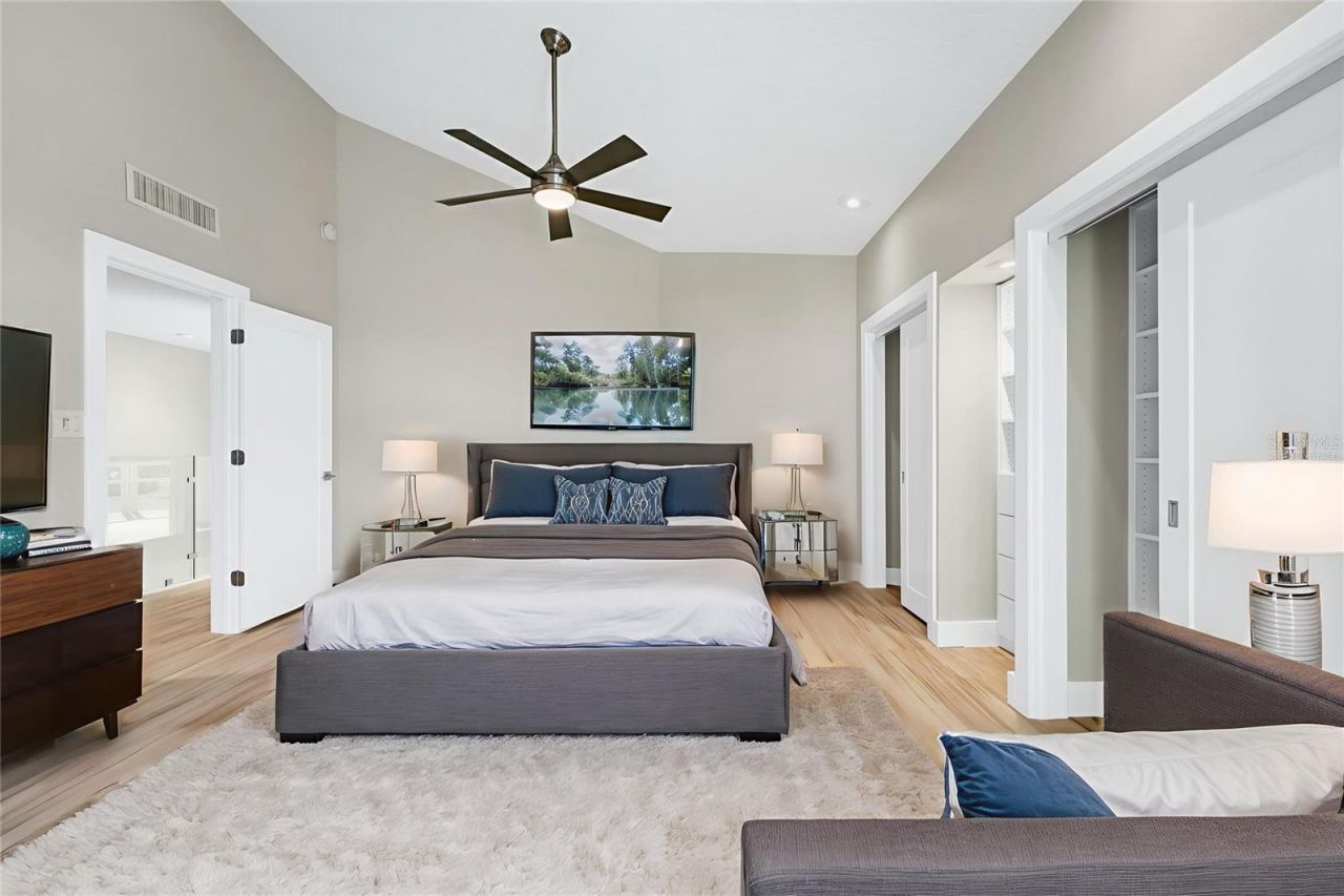 8922 Bay Cove Court, Orlando, FL 32819 Photo