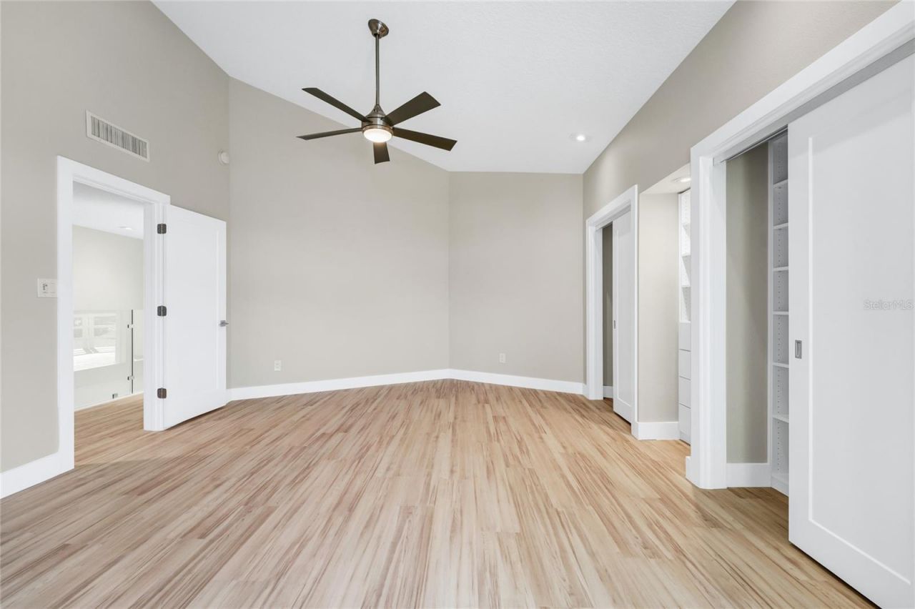 8922 Bay Cove Court, Orlando, FL 32819 Photo