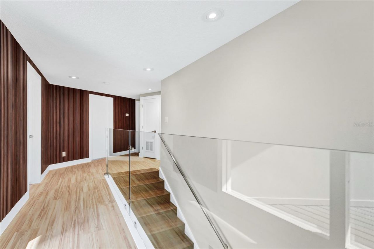 8922 Bay Cove Court, Orlando, FL 32819 Photo