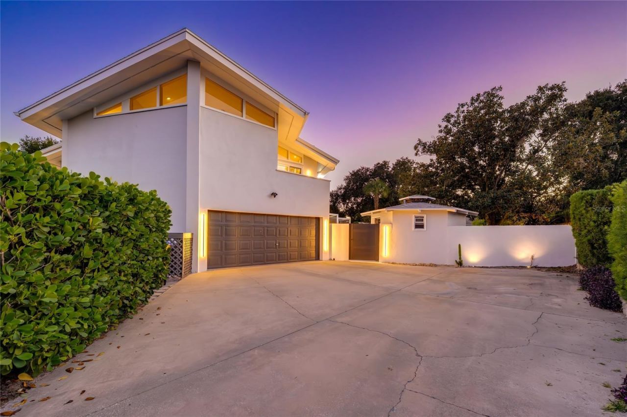 8922 Bay Cove Court, Orlando, FL 32819 Photo