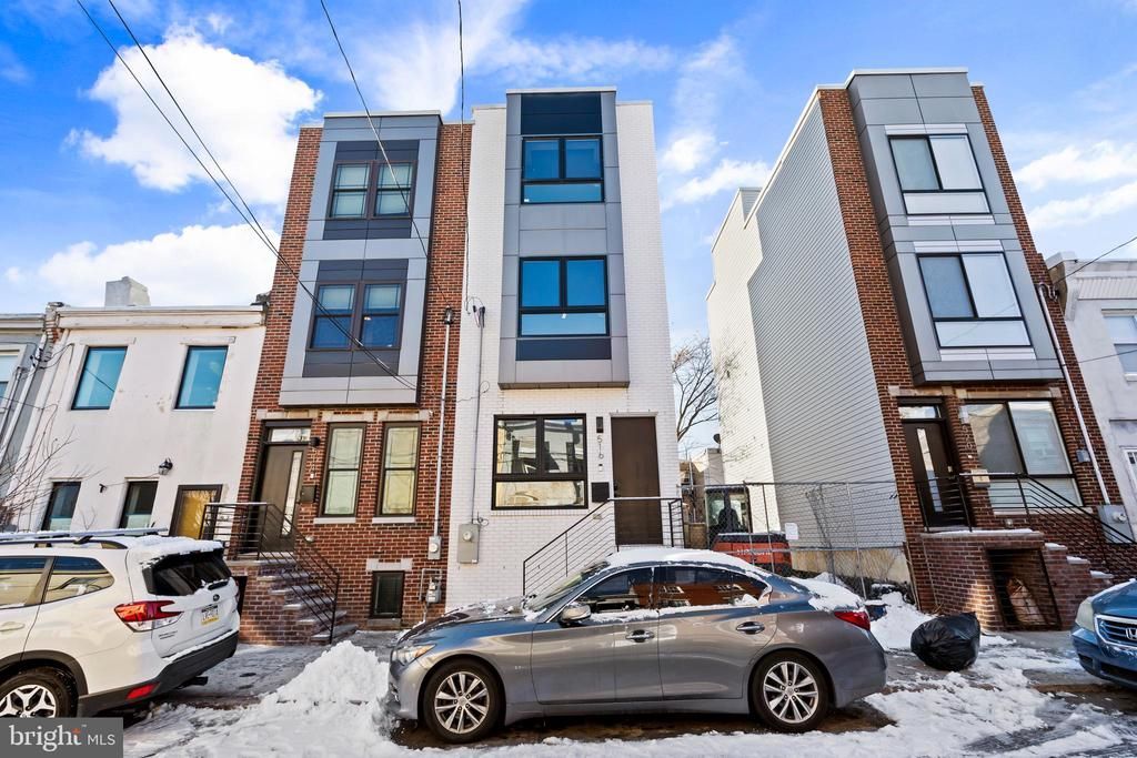 516 Pierce Street, Philadelphia, PA 19148 Main Photo