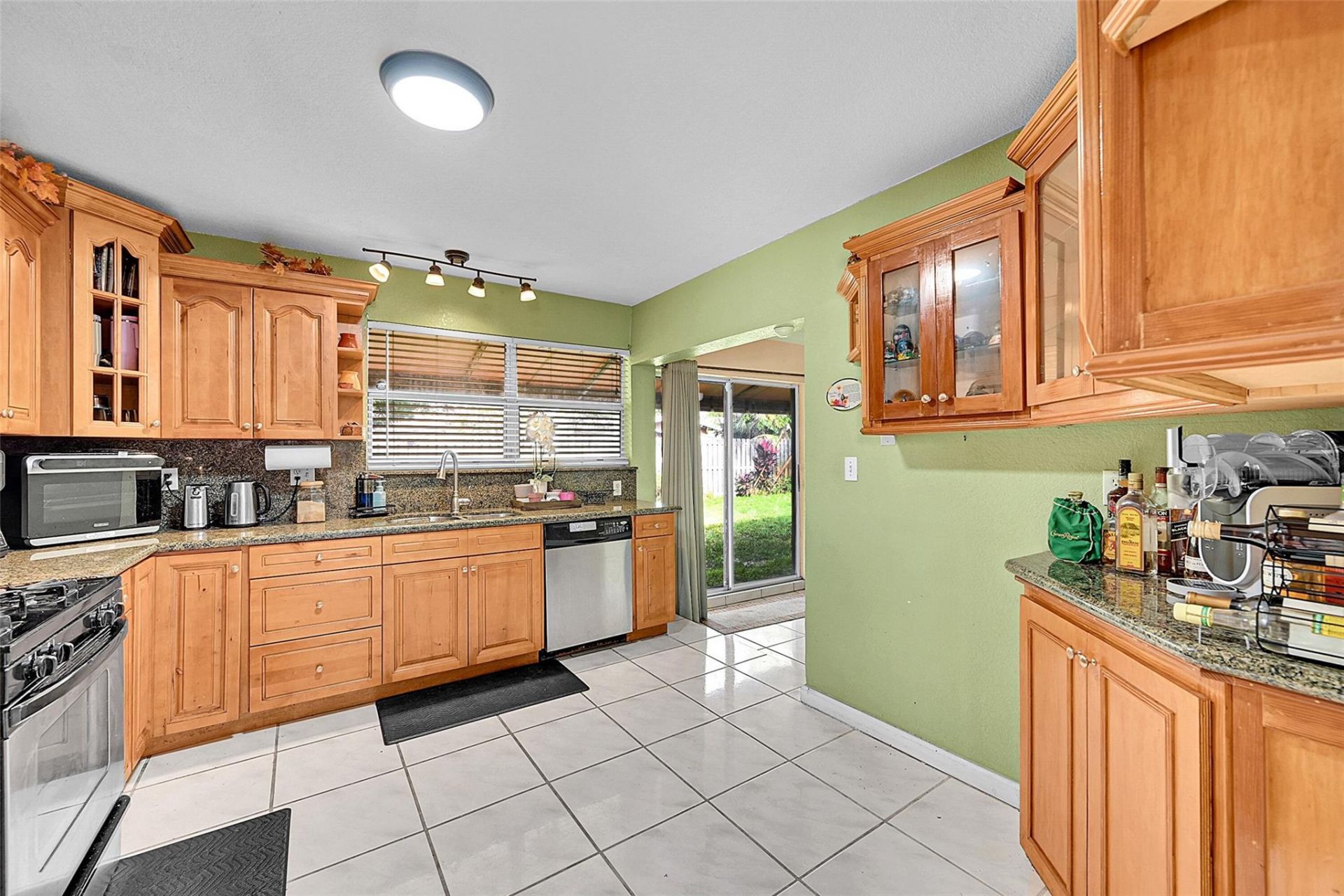 5991 NW 13th Street, Sunrise, FL 33313 Photo