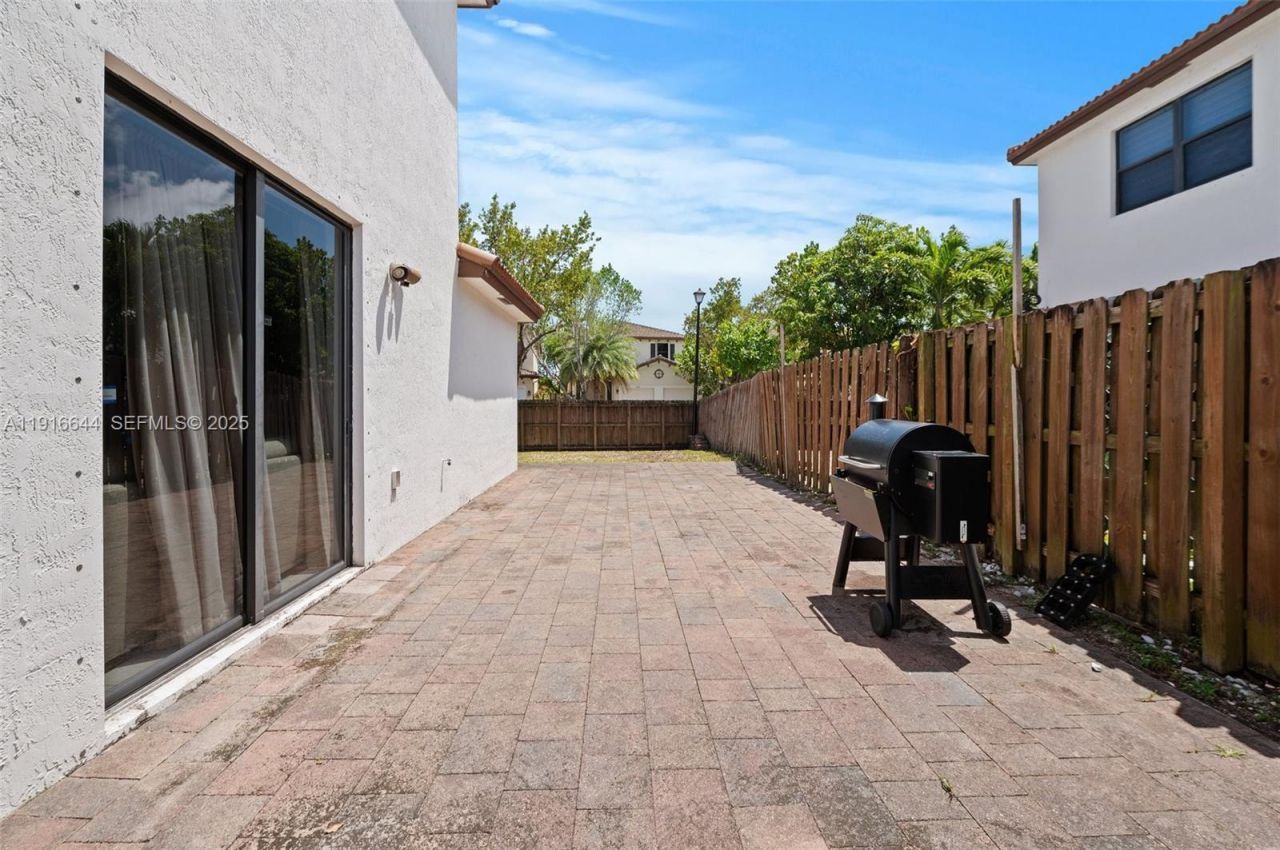 22780 SW 92nd Ct , Cutler Bay, FL 33190 Photo