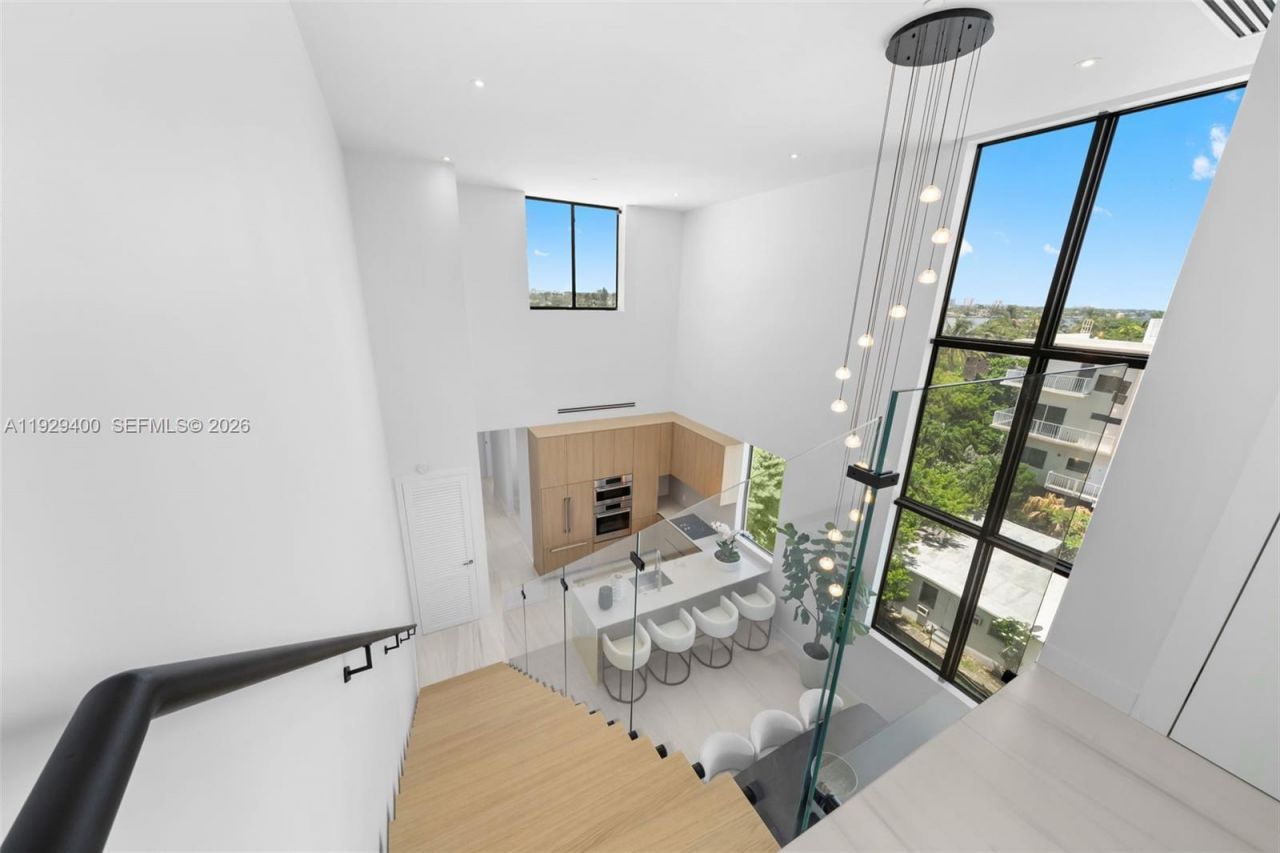 756 84th St, Miami Beach, FL 33141 Photo