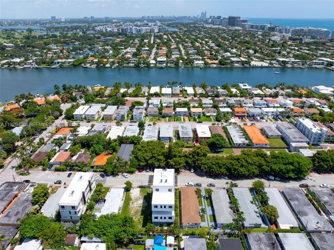 756 84th St, Miami Beach, FL 33141 Photo
