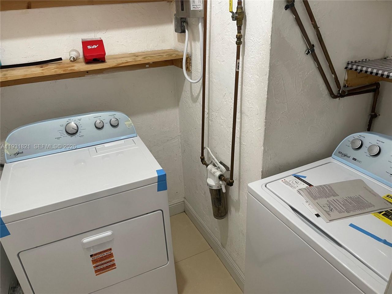 10840 Westwood Lake Dr, Miami, FL 33165 Photo