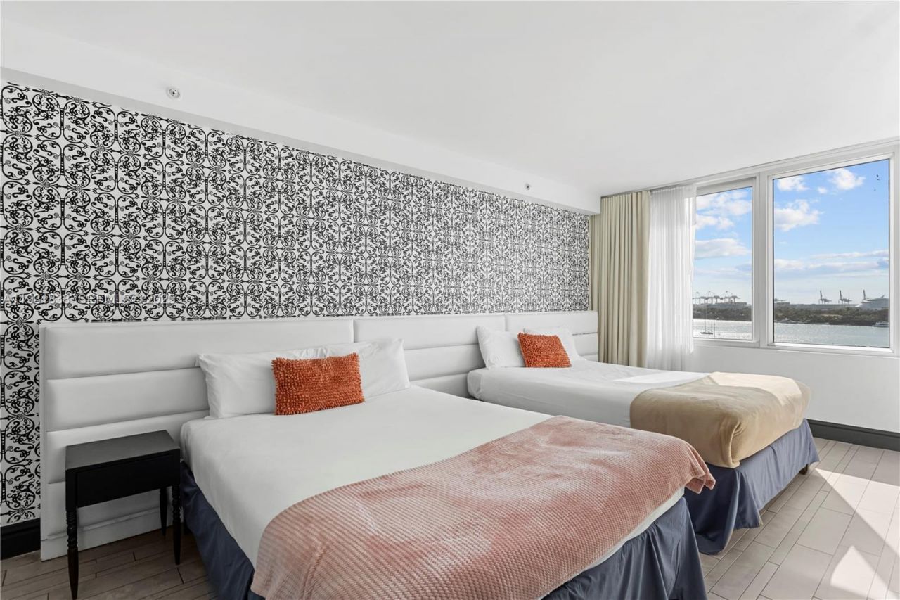 1100 West Ave, Unit 1014, Miami Beach, FL 33139 Photo