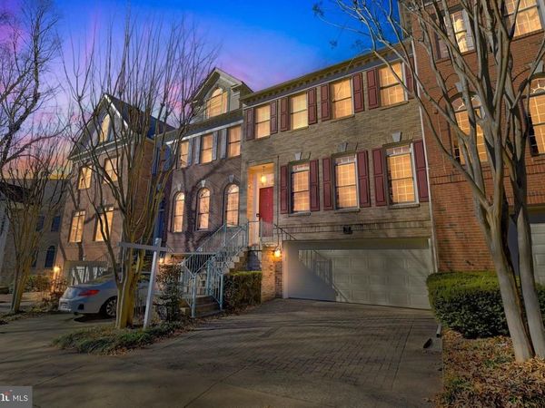 128 REES PLACE, FALLS CHURCH, VA 22046