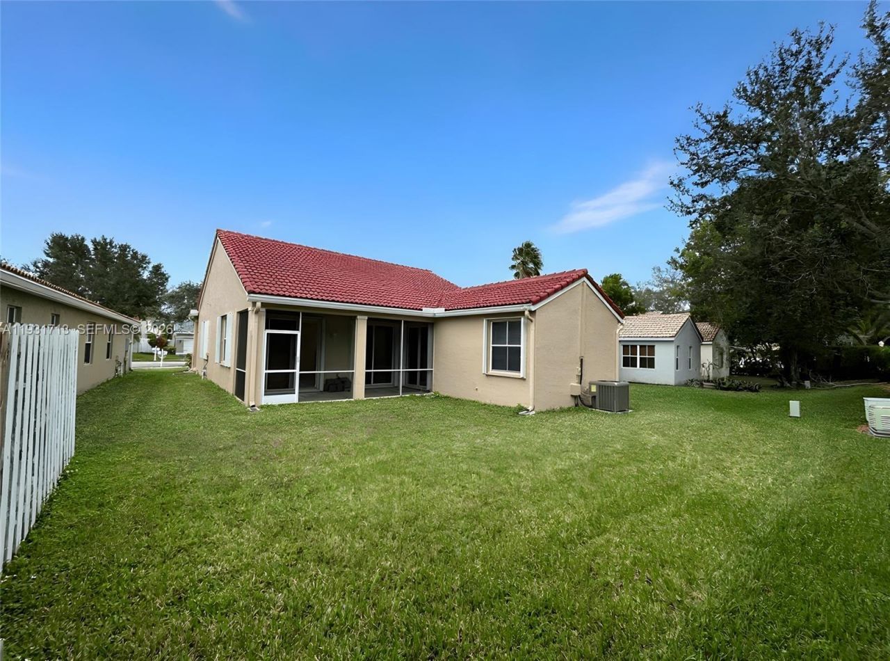 807 Sand Creek Cir, Weston, FL 33327 Photo