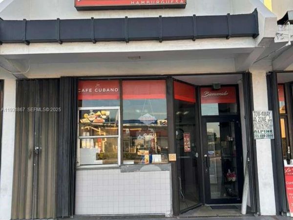 4700 NW 7th St unit 12-13, Miami, FL 33126