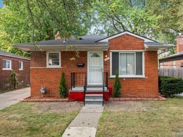 30030 Glenwood Street, Inkster, MI 48141