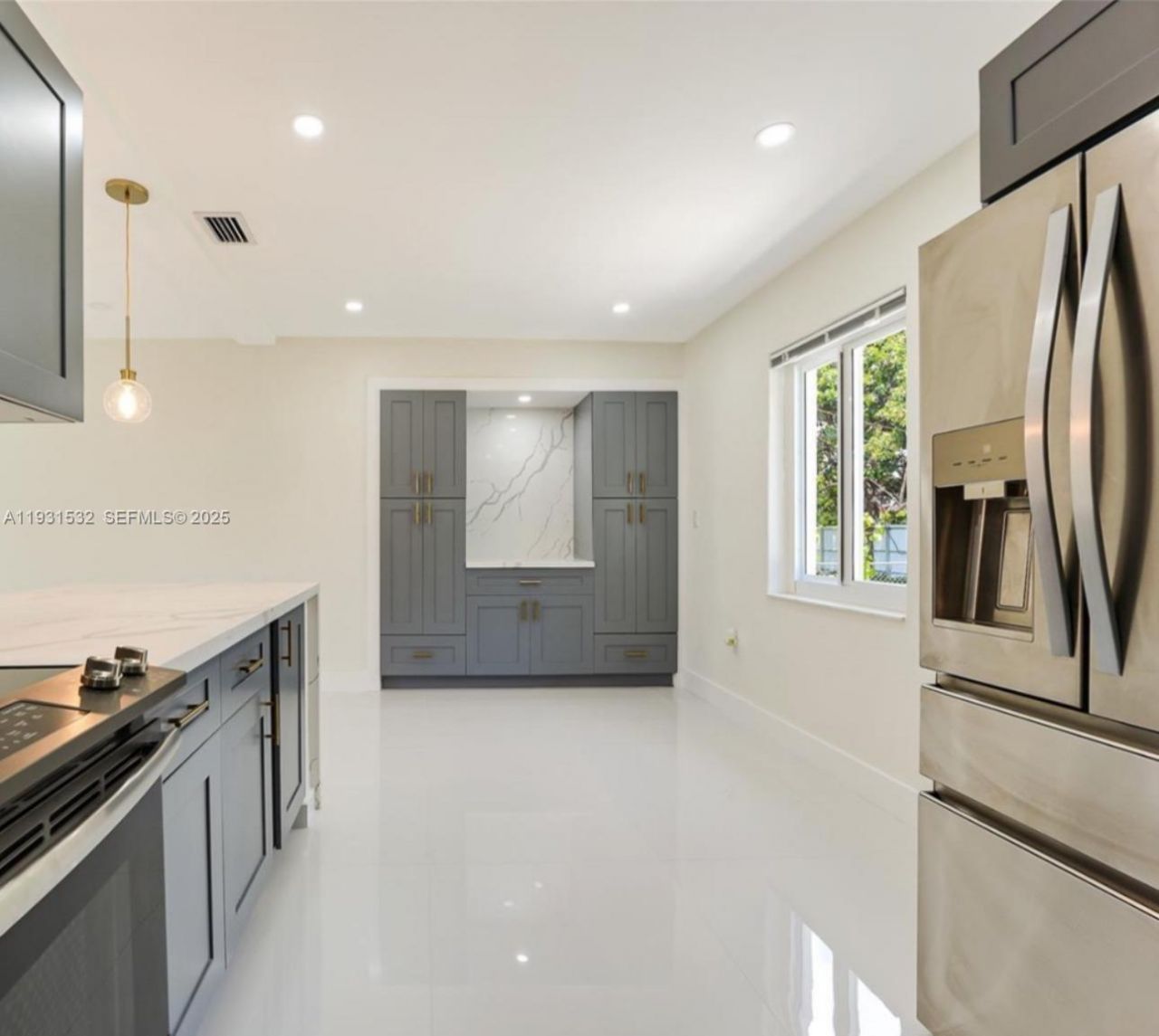 851 NW 146th St, Miami, FL 33168 Photo