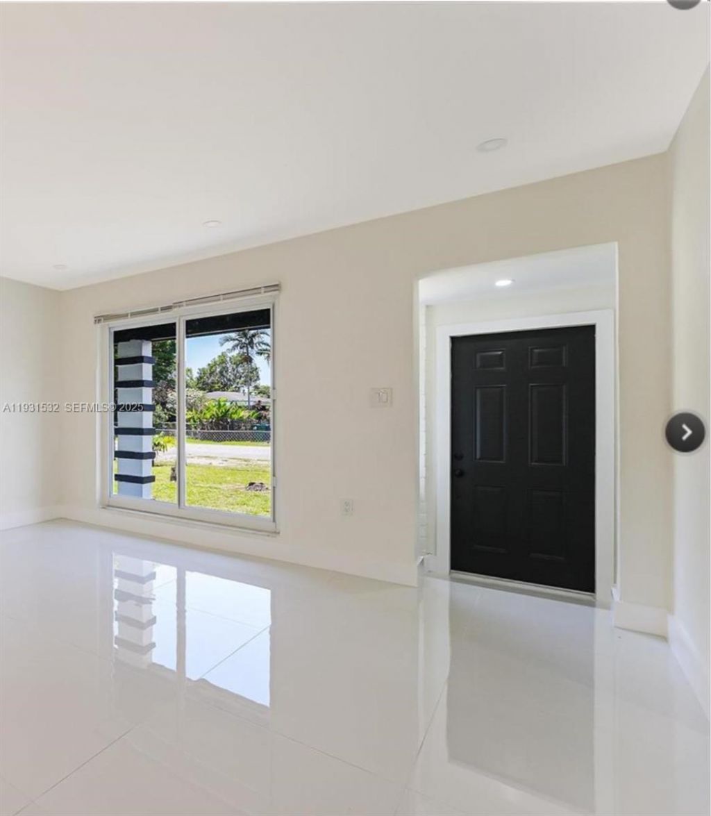 851 NW 146th St, Miami, FL 33168 Photo