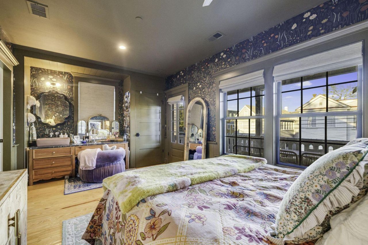 265 Coming Street Photo 15