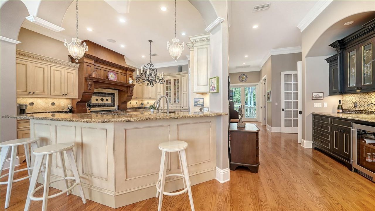 975 Whitakers Lane, Sarasota, FL 34236 Photo