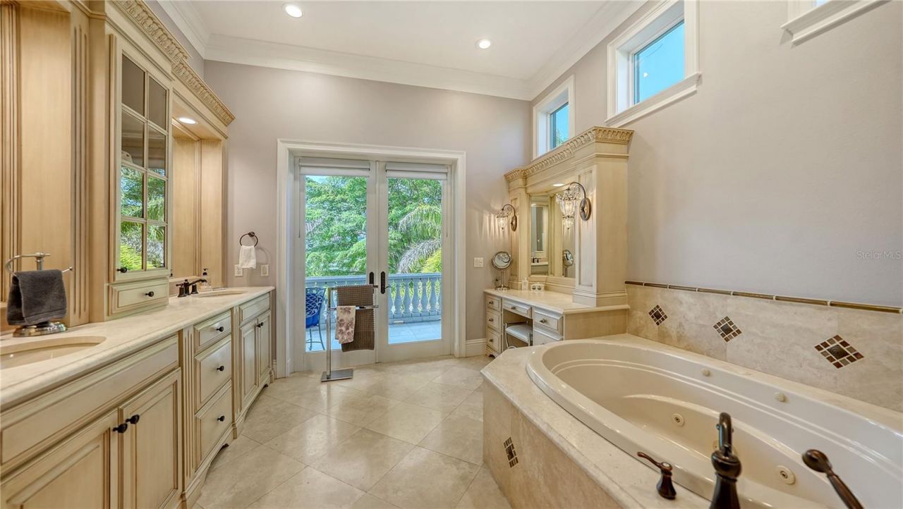 975 Whitakers Lane, Sarasota, FL 34236 Photo