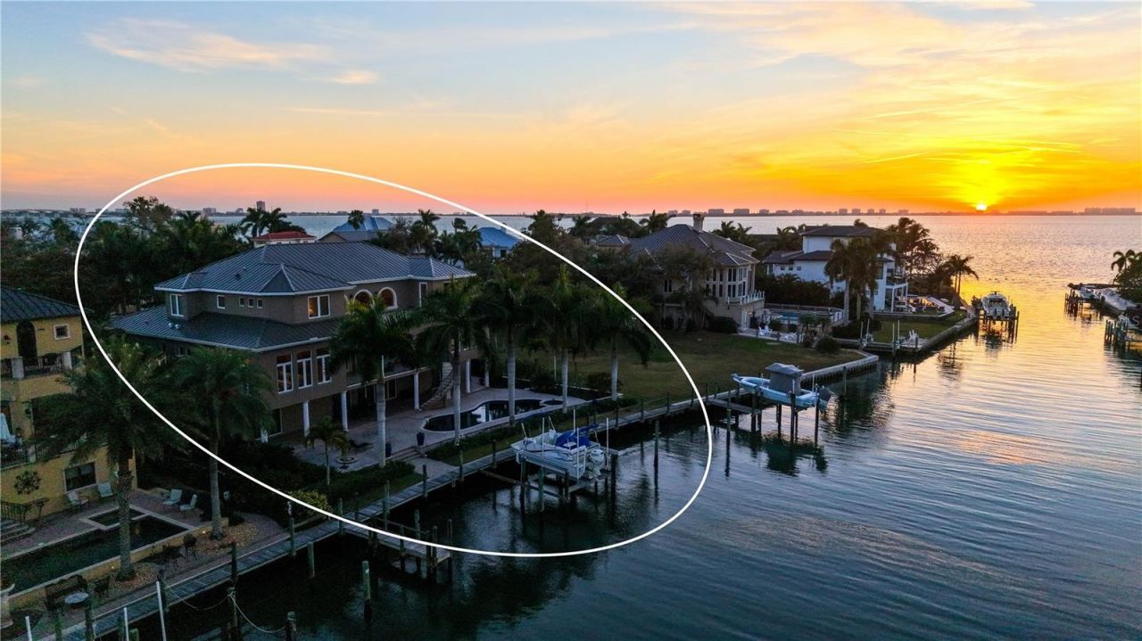 975 Whitakers Lane, Sarasota, FL 34236 Photo