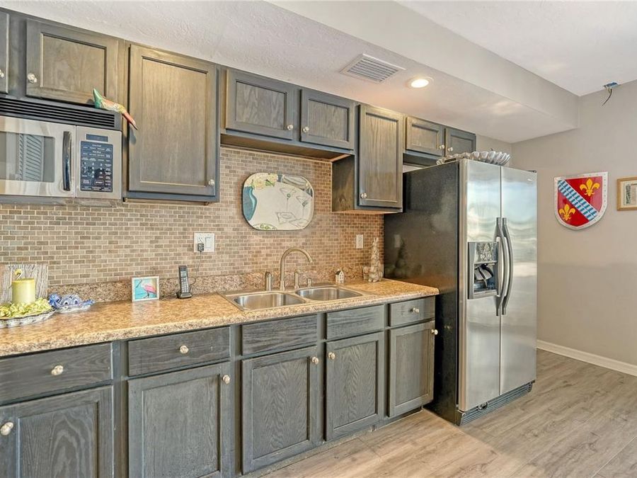 Property Image 78